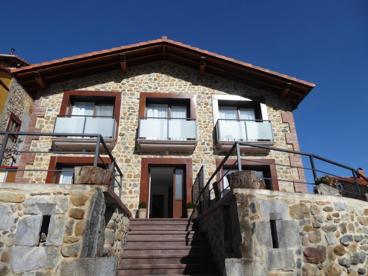 Quintana de Soba Balcon De La Lenゲストハウス エクステリア 写真