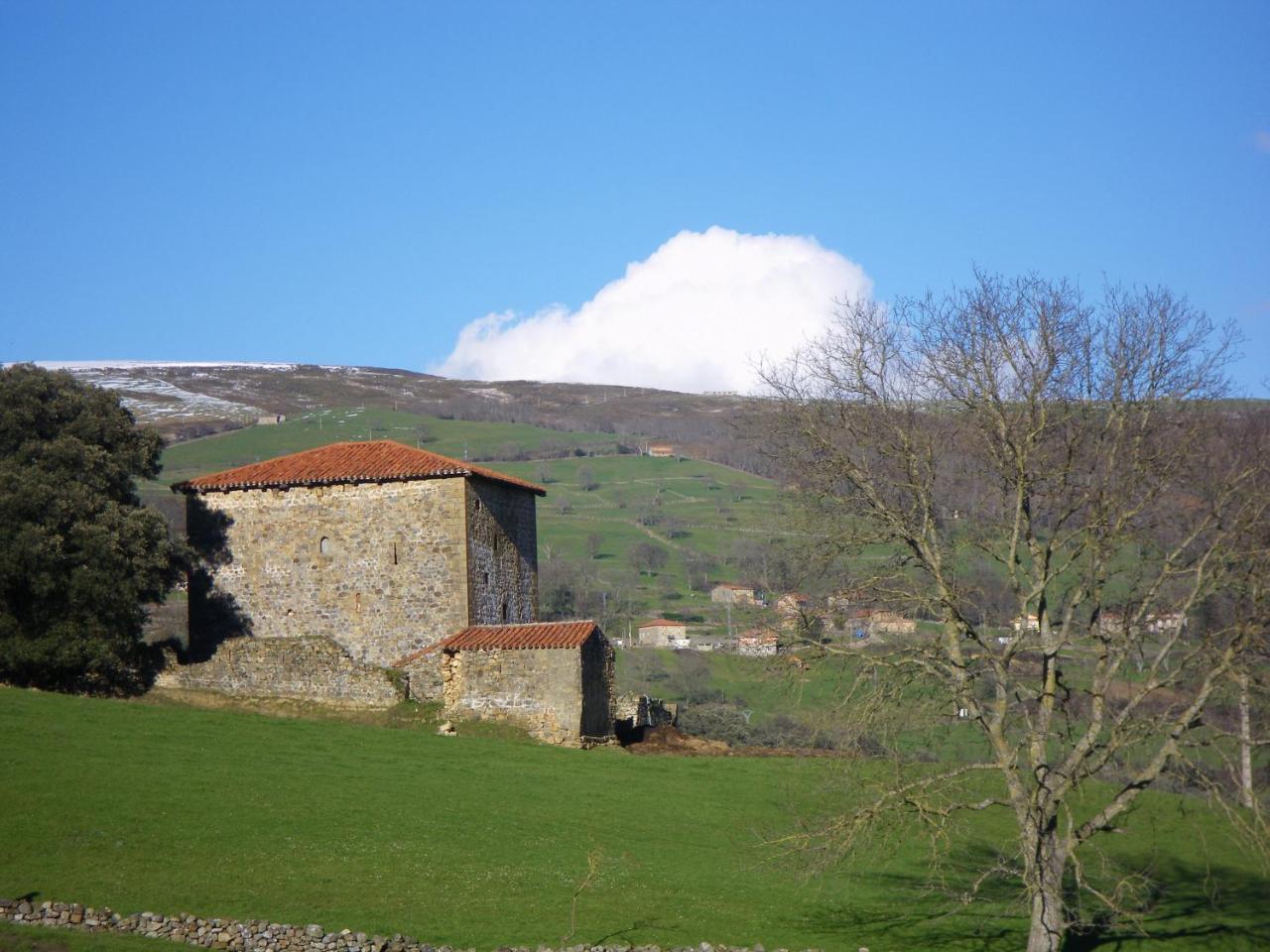 Quintana de Soba Balcon De La Lenゲストハウス エクステリア 写真